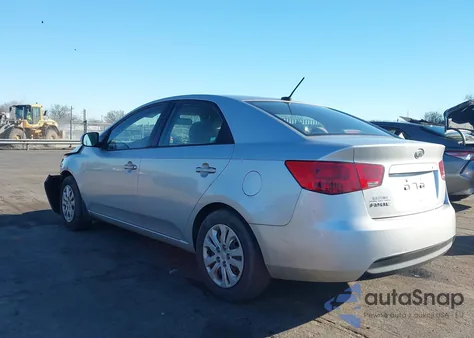 2010 Kia Forte Lx z USA, uszkodzony, nr VIN KNAFT4A29A5047215
